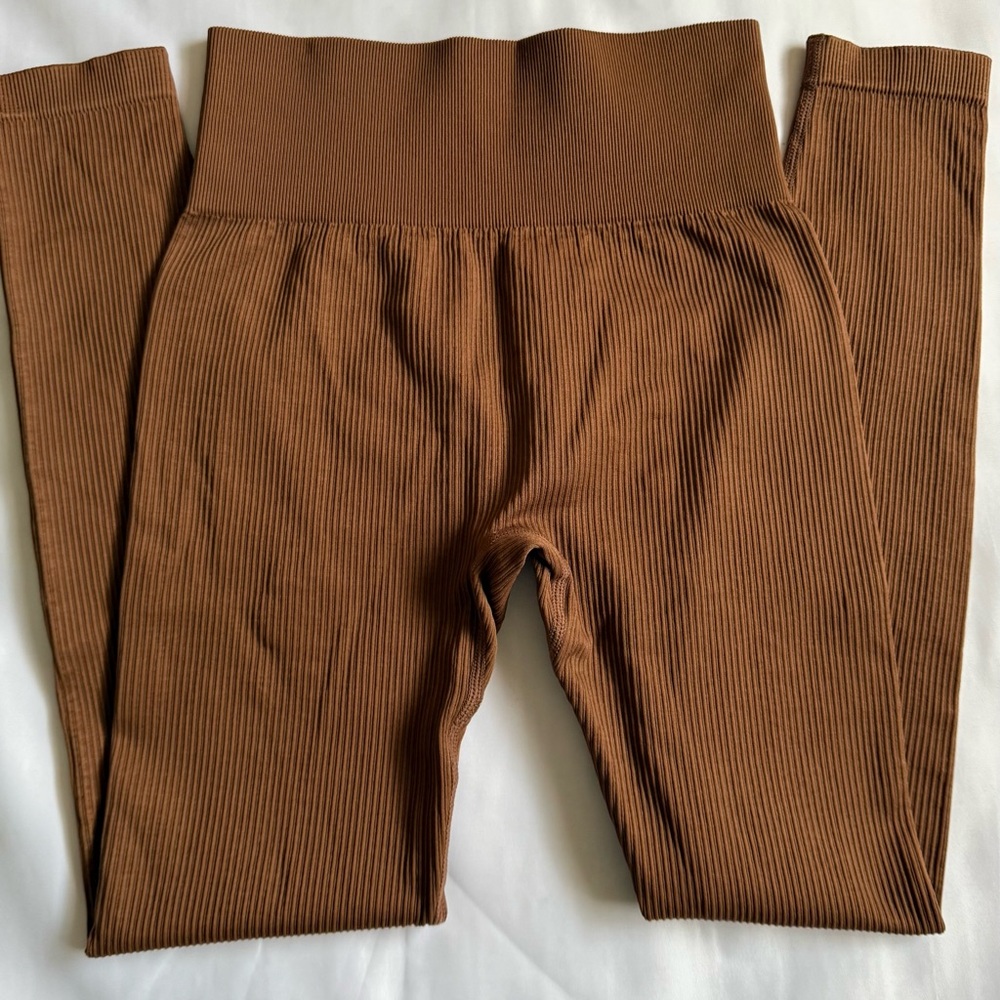 Brown Ribbed Women’s Leggings